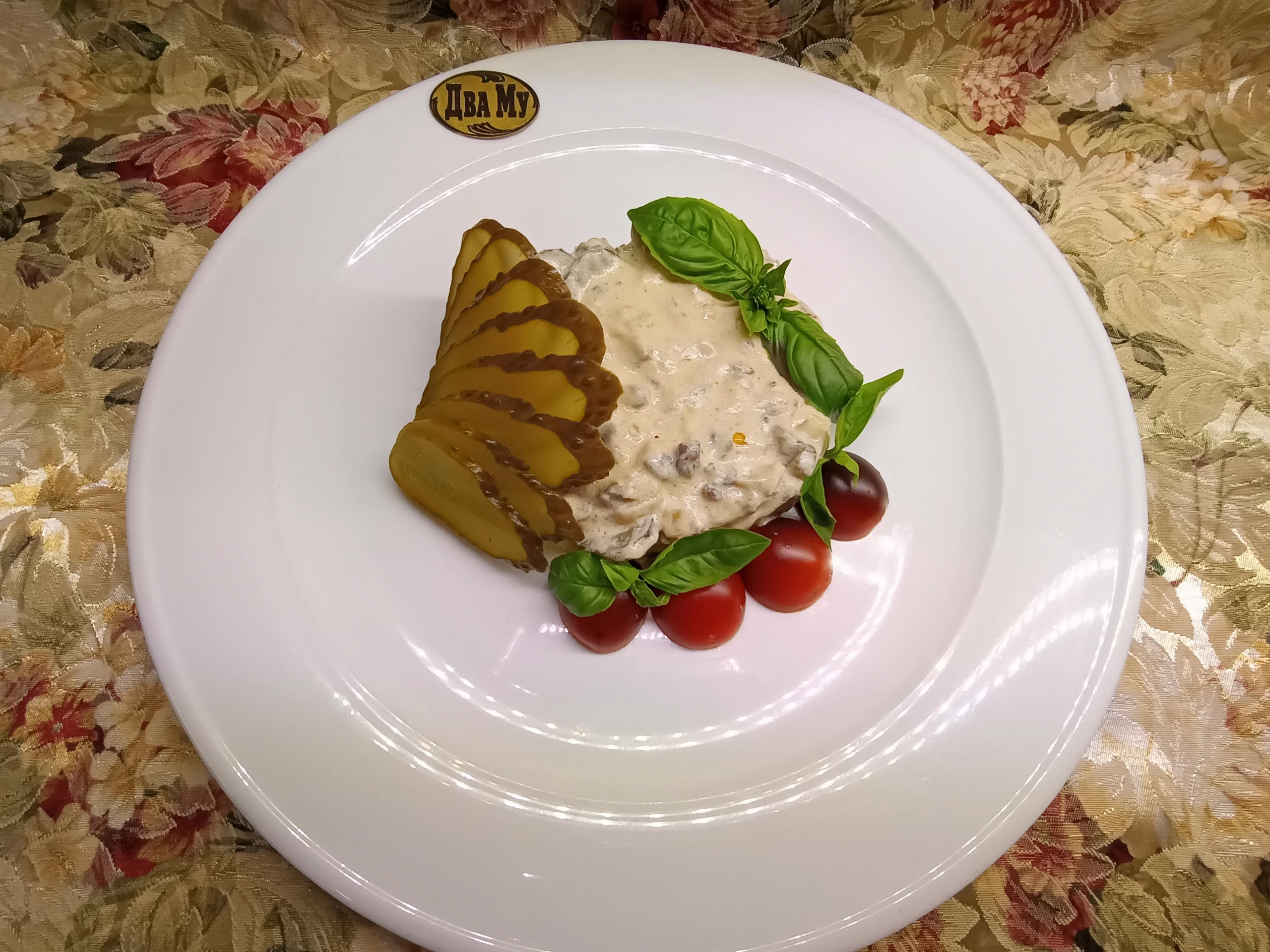 Мясо по-строгановски